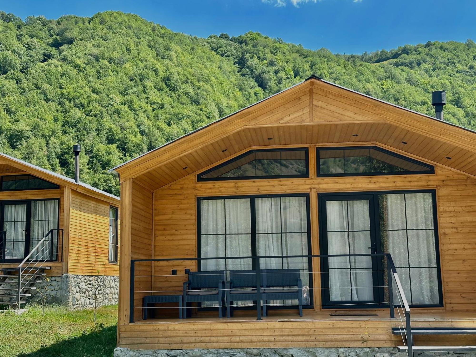 Mestia Villas Ngoại thất bức ảnh